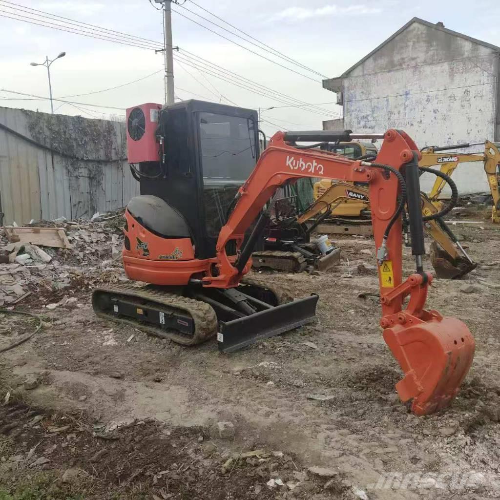 Kubota U 20 Miniexcavadoras