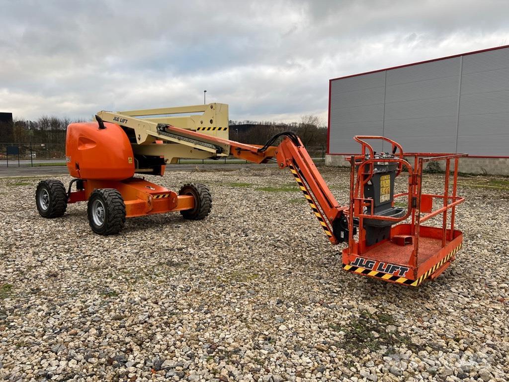 JLG 510 AJ Plataformas con brazo de elevación manual