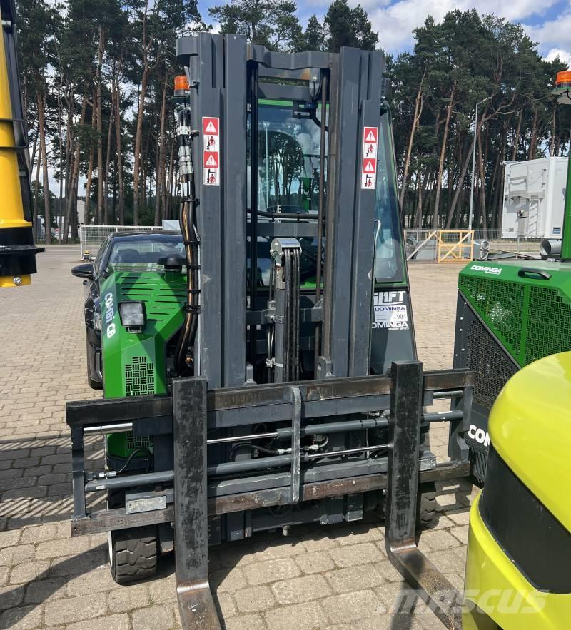 Combilift CB2500 Montacargas de 4 vías