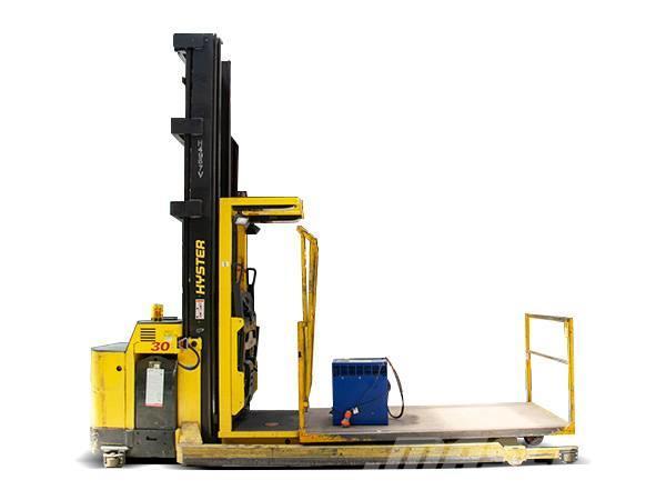 Hyster R30XMF2 Montacargas recogepedidos de gran altura