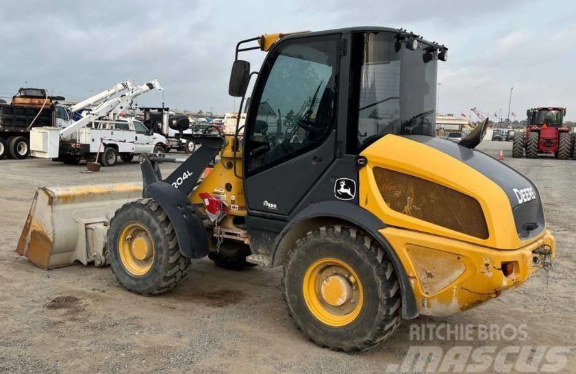 John Deere 204L Cargadoras sobre ruedas