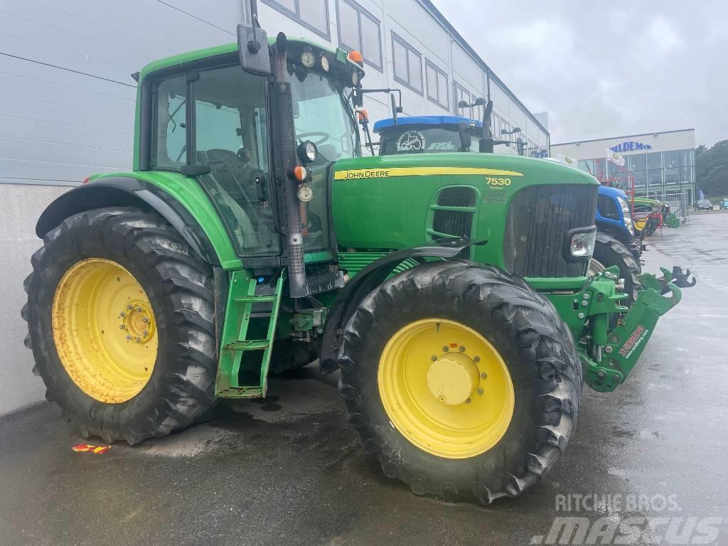 John Deere 7530 Tractores