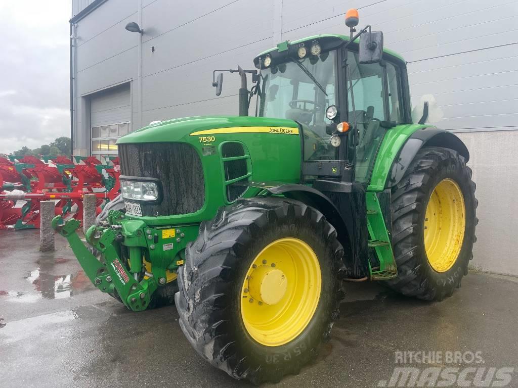 John Deere 7530 Tractores