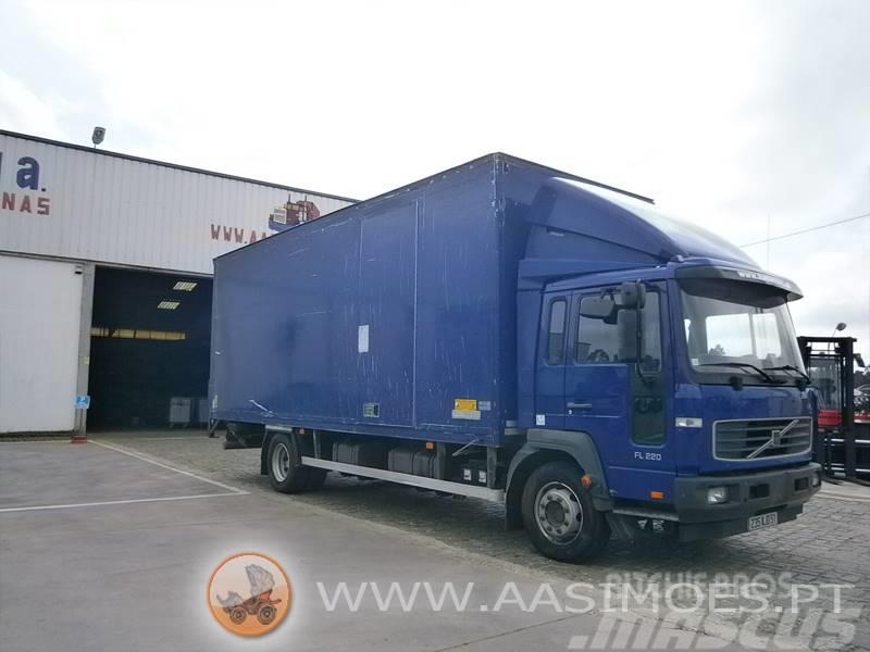 volvo FL6 220 Camiones con caja de remolque