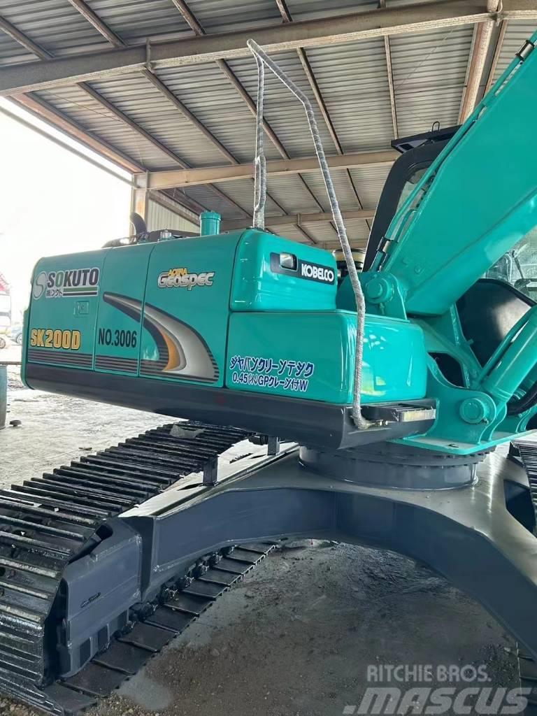 Kobelco SK 200 Excavadoras sobre orugas