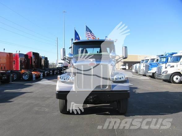 Peterbilt 567 Camiones tractor