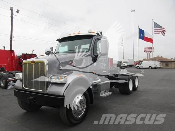 Peterbilt 567 Camiones tractor