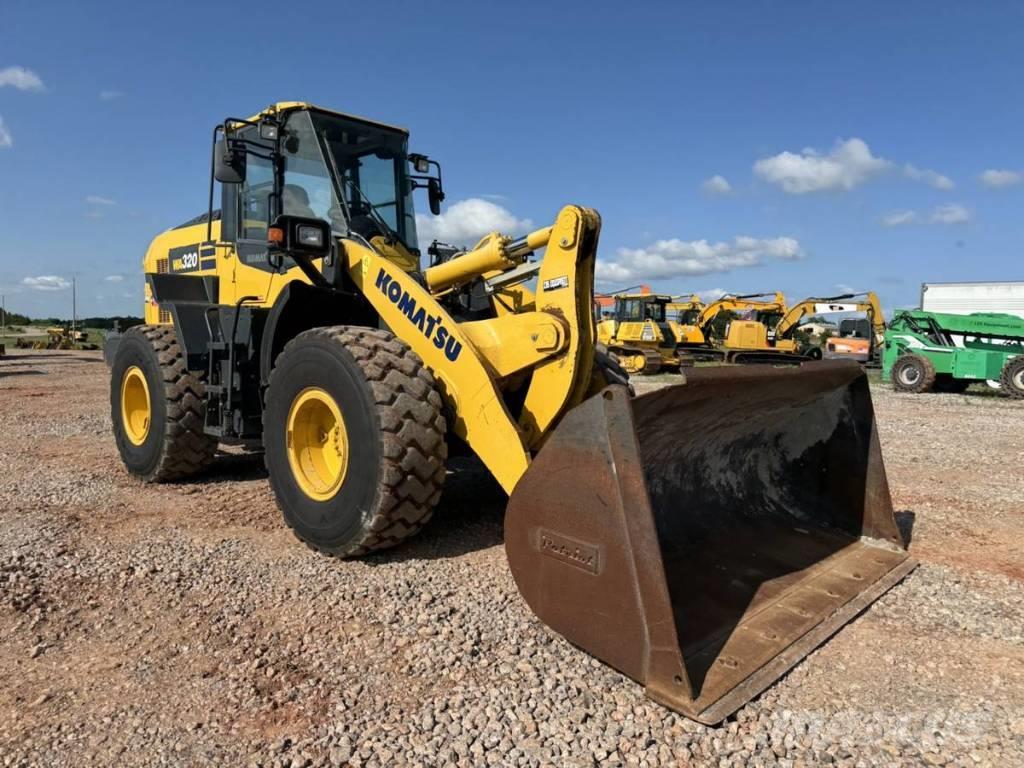 Komatsu WA 320 Cargadoras sobre ruedas