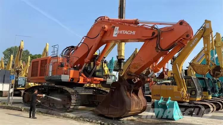 Hitachi EX 1200 Excavadoras sobre orugas