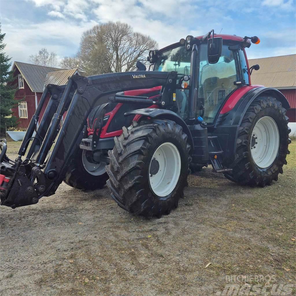 Valtra N175A Tractores