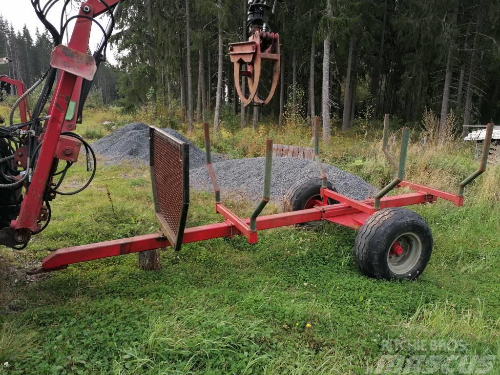  Metsäperävaunu Omavalmiste Remolques forestales