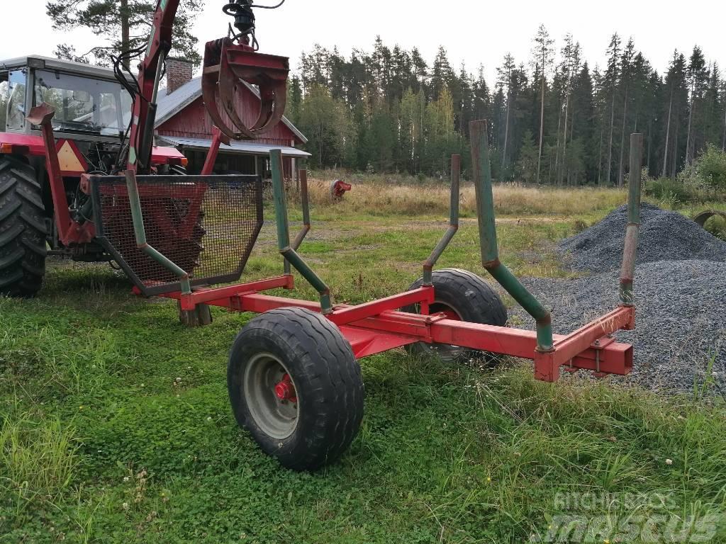  Metsäperävaunu Omavalmiste Remolques forestales