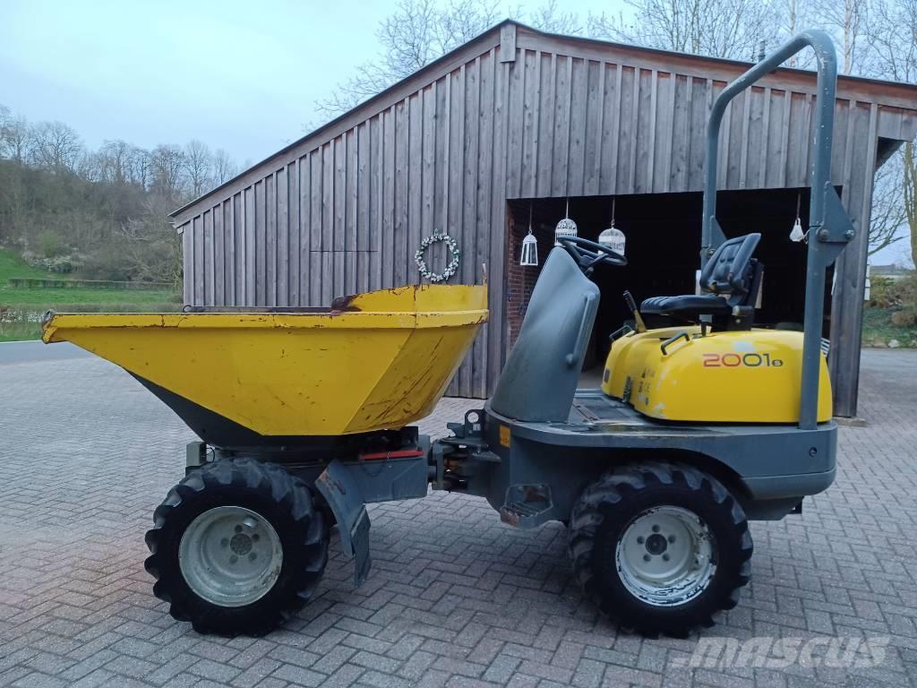 Wacker Neuson 2001 Vehículos compactos de volteo