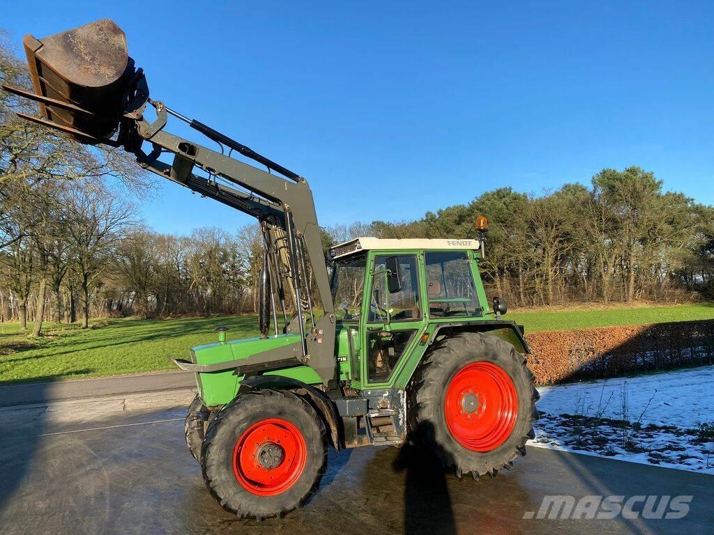 Fendt 305LSA Tractores