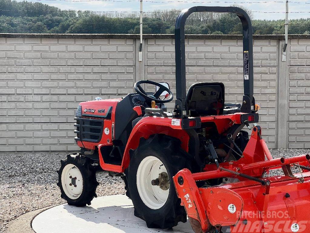 Kubota GB14 Tractores