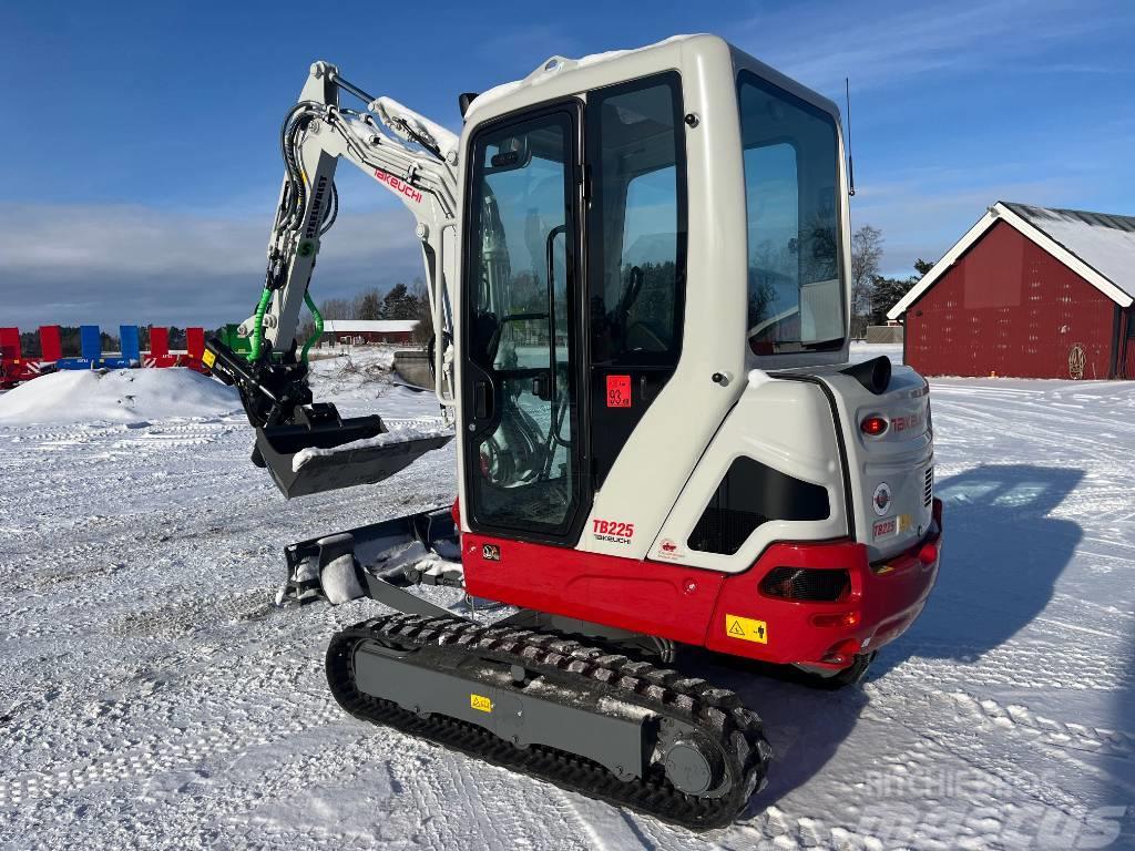 Takeuchi TB225 Miniexcavadoras