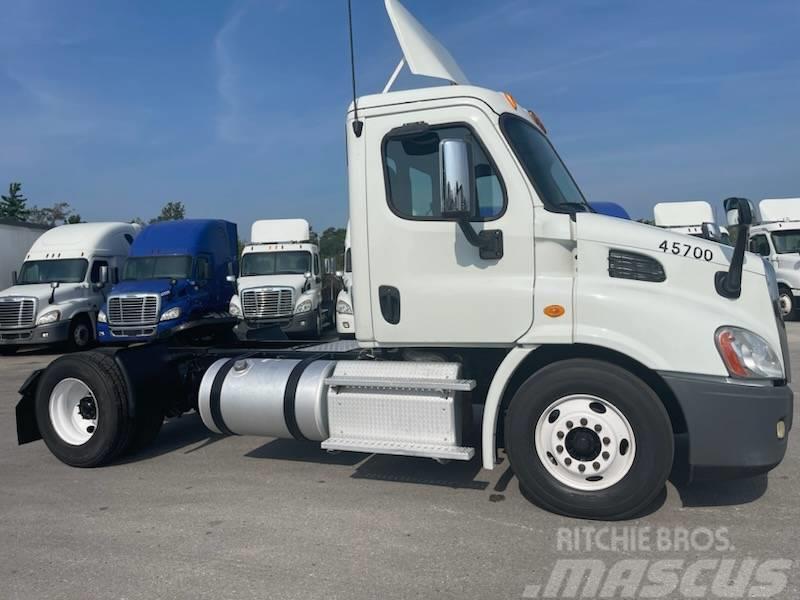 Freightliner Cascadia 113 Camiones tractor