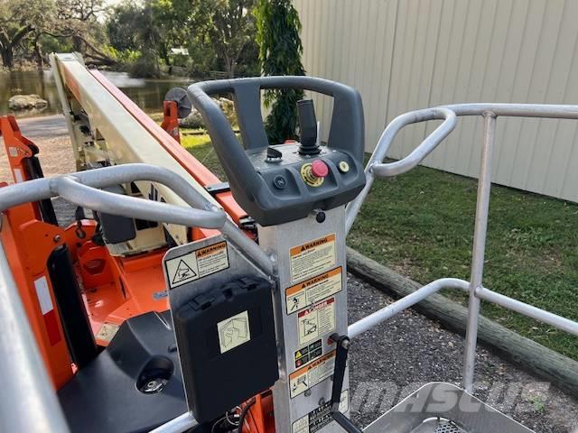 JLG T 350 Plataformas remolcables