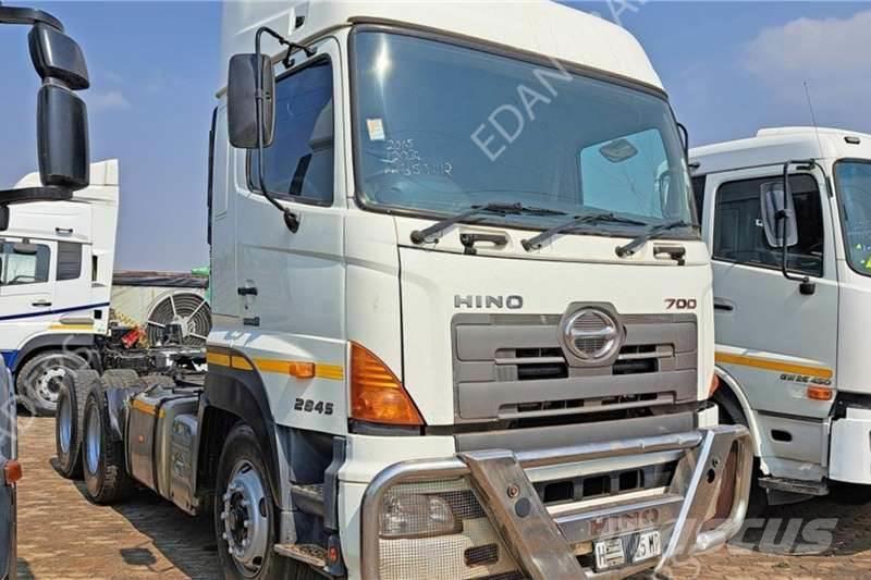 Hino 700 Otros camiones