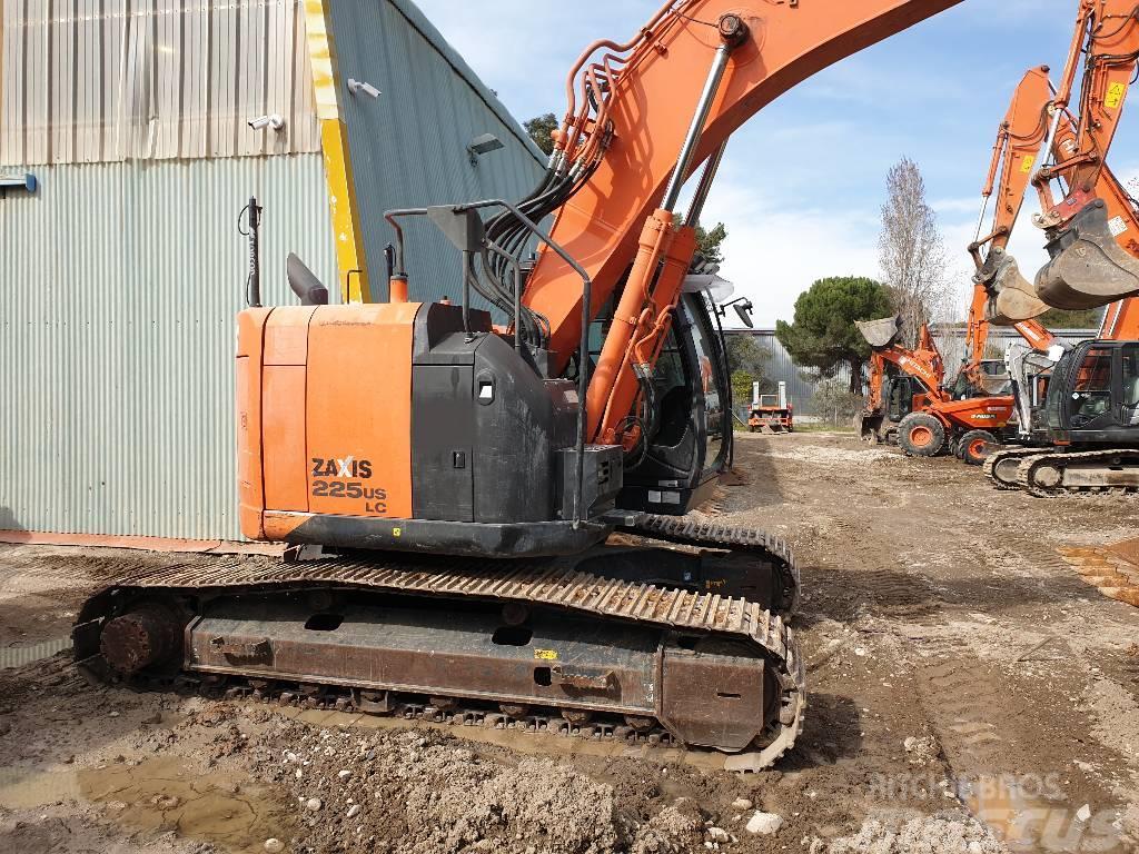 Hitachi ZX225USLC Excavadoras sobre orugas