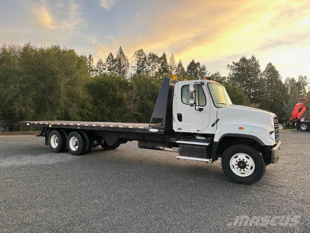 Freightliner 114 SD Vehículos de reciclaje