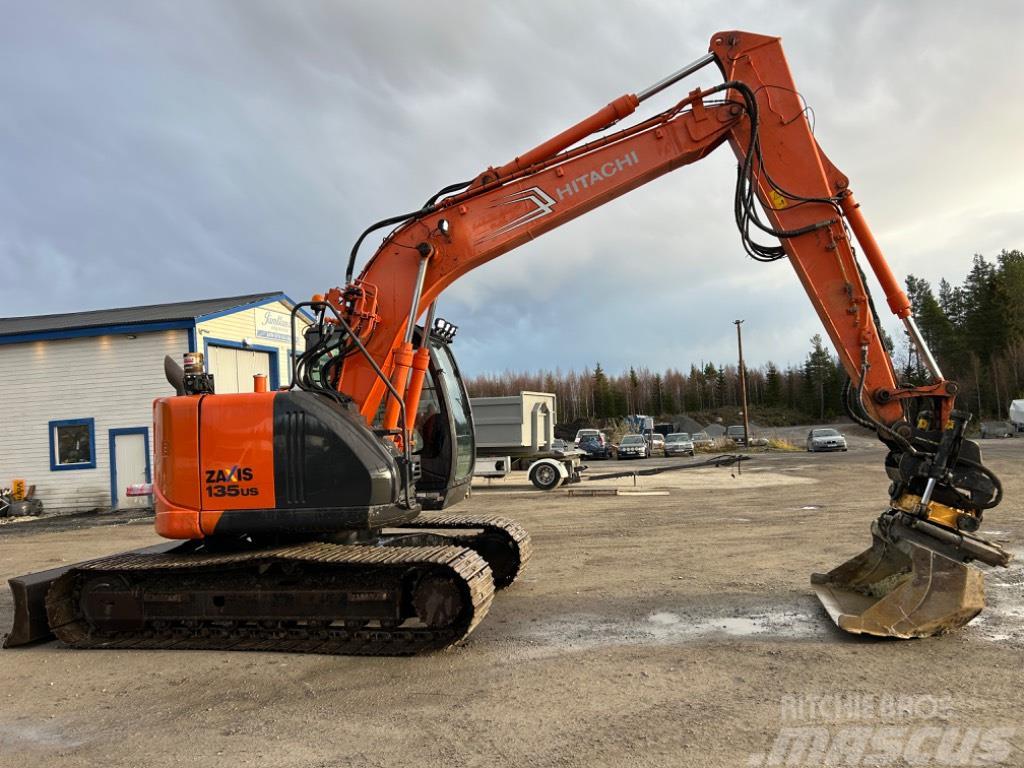 Hitachi ZX135US-5B Excavadoras sobre orugas