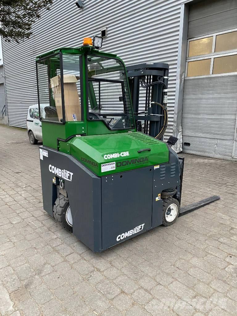 Combilift CBE 2500 Montacargas de 4 vías