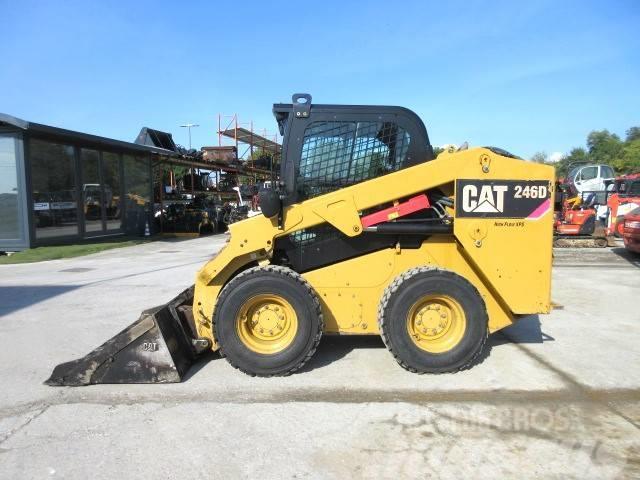 CAT 246 D Minicargadoras