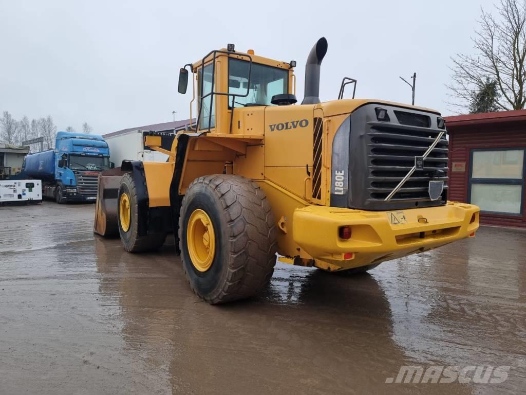 Volvo L180 E Cargadoras sobre ruedas