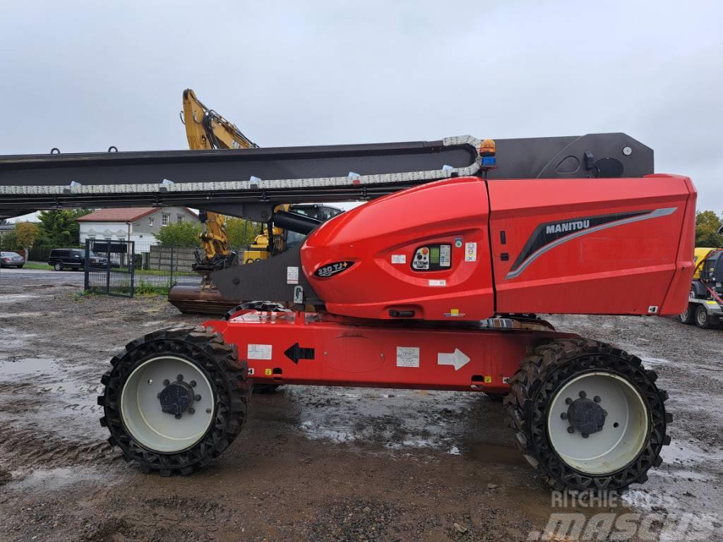 Manitou 220TJ Plataformas con brazo de elevación telescópico