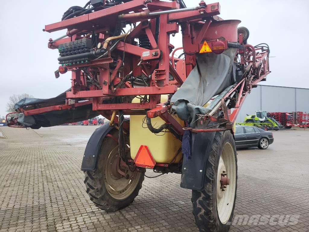 Hardi Twin 2800 Pulverizadores arrastrados