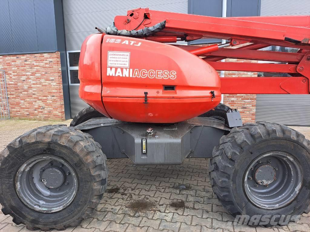 Manitou 165 ATJ Plataformas con brazo de elevación manual