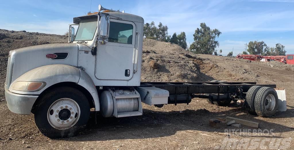 Peterbilt 335 Bañeras basculantes usadas