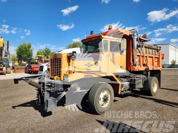 Oshkosh MPT1823 Esparcidoras de arena y sal