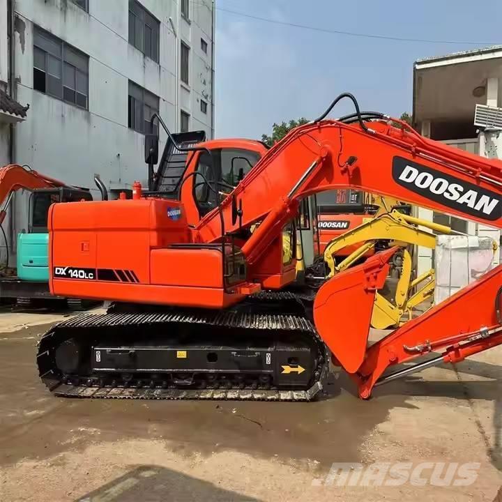 Doosan DX140LC Excavadoras sobre orugas