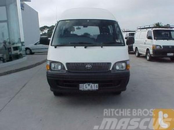 Toyota HIACE COMMUTER Furgonetas cerradas