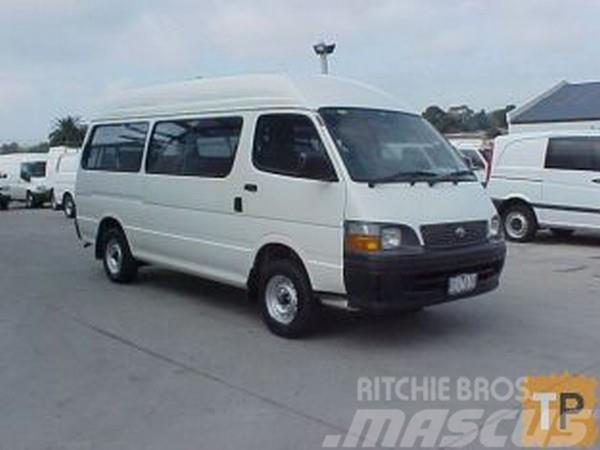 Toyota HIACE COMMUTER Furgonetas cerradas