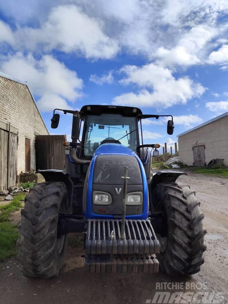 Valtra T 191 Tractores