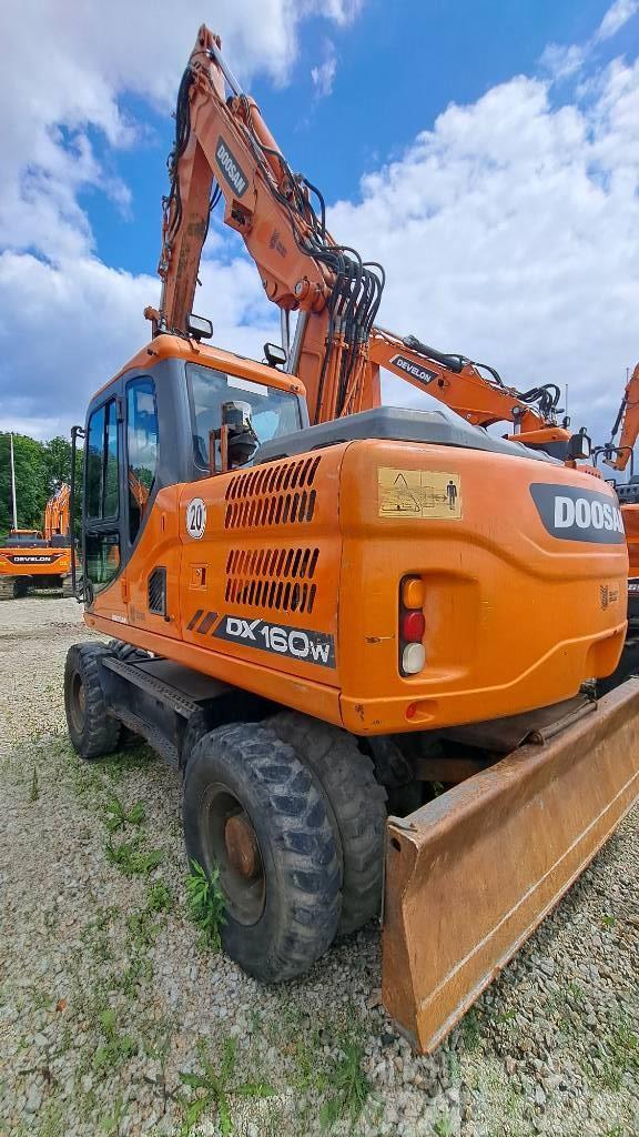 Doosan DX160W-3 Excavadoras de ruedas