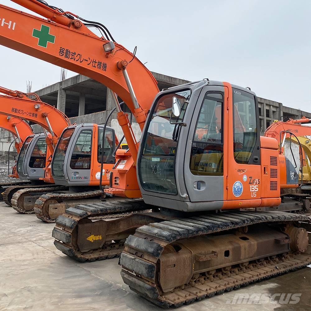 Hitachi ZX 135 Excavadoras sobre orugas