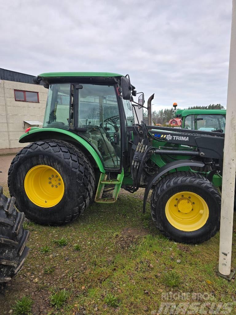 John Deere 5620 Tractores