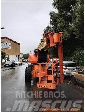 JLG 1250 AJP Plataformas con brazo de elevación manual