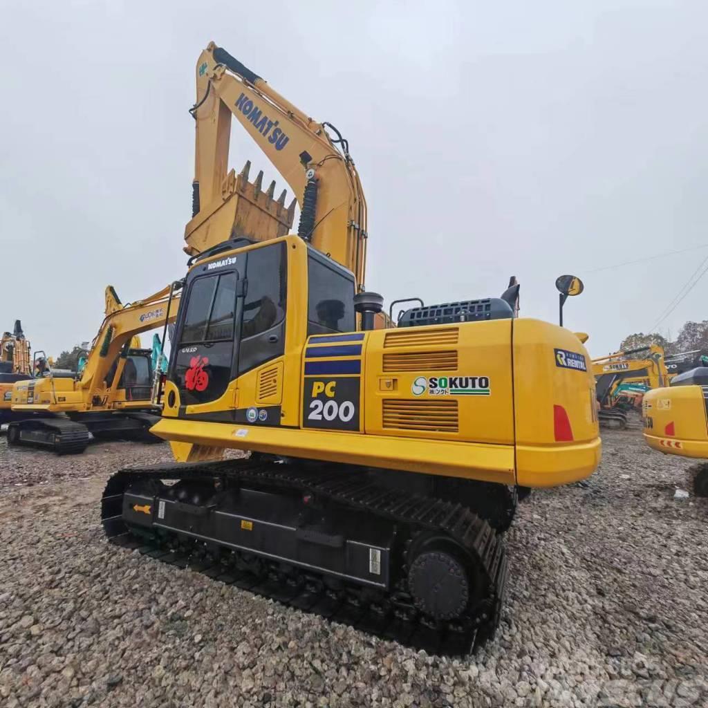 Komatsu PC 200 Excavadoras sobre orugas