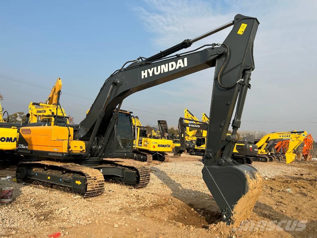 Hyundai R220LC-9S Excavadoras sobre orugas