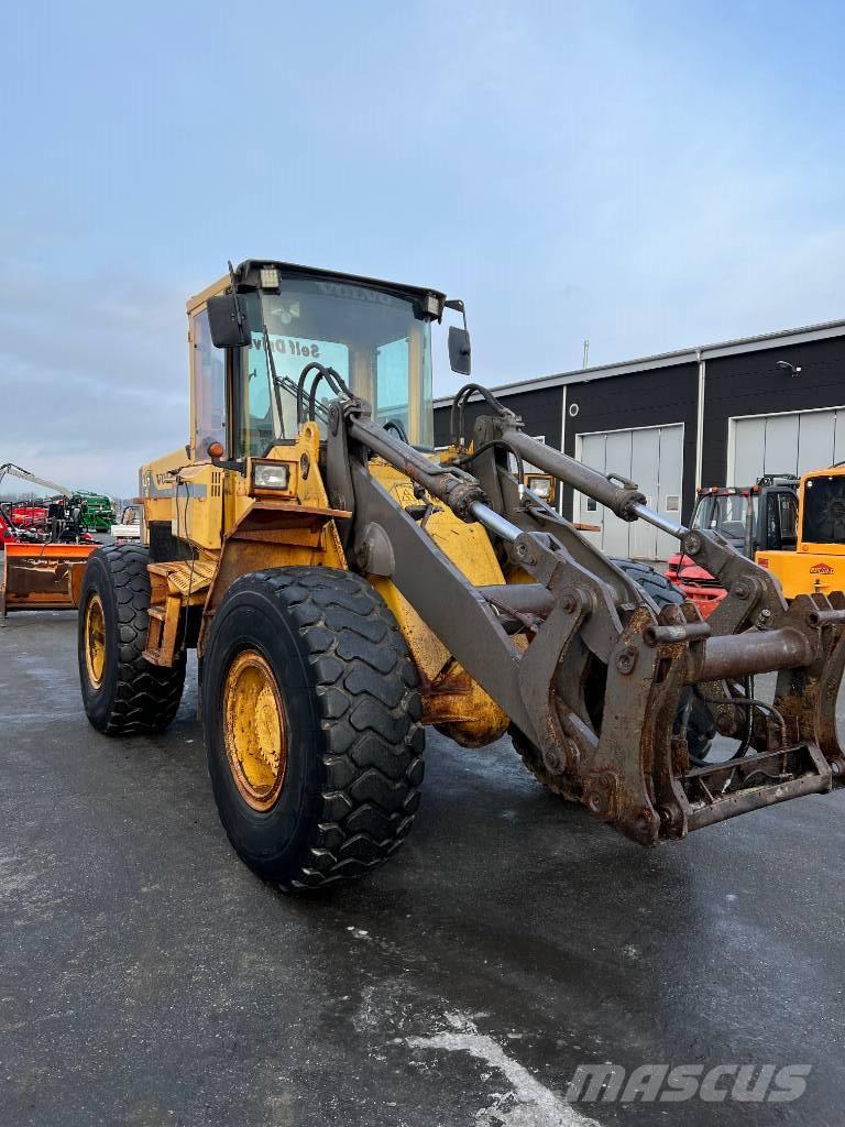 Volvo L90 B Cargadoras sobre ruedas