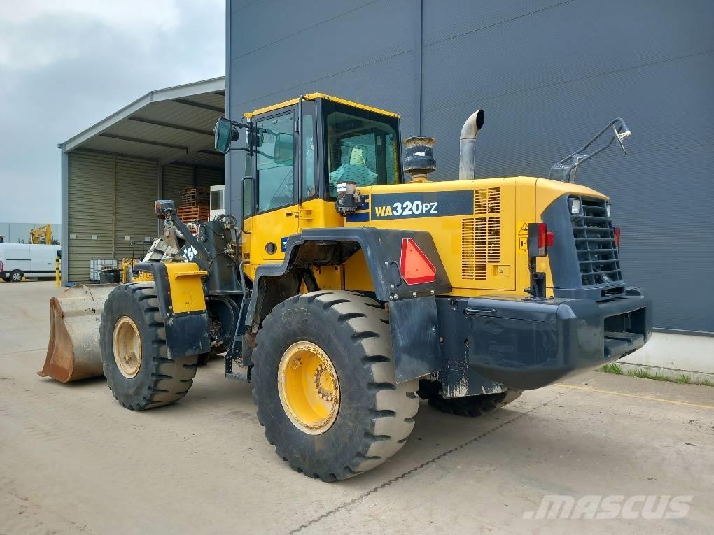 Komatsu WA320PZ-6 Cargadoras sobre ruedas