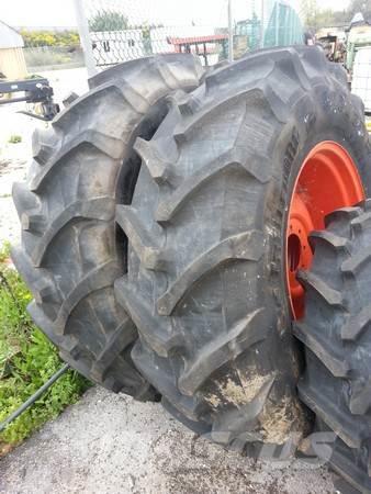  Pneus 420/85R30 Ruedas