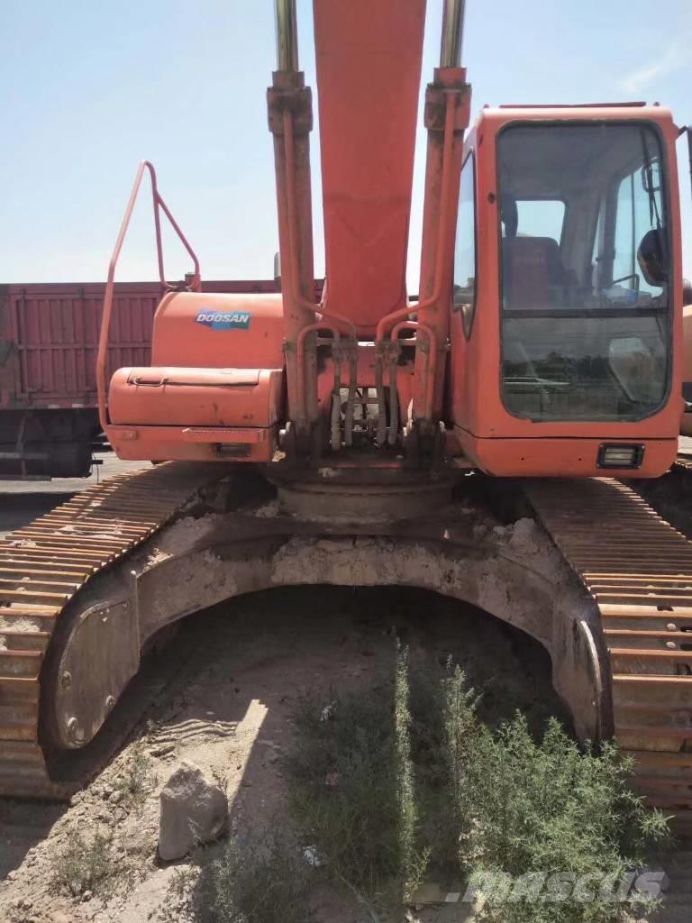 Doosan dx300 Excavadoras sobre orugas