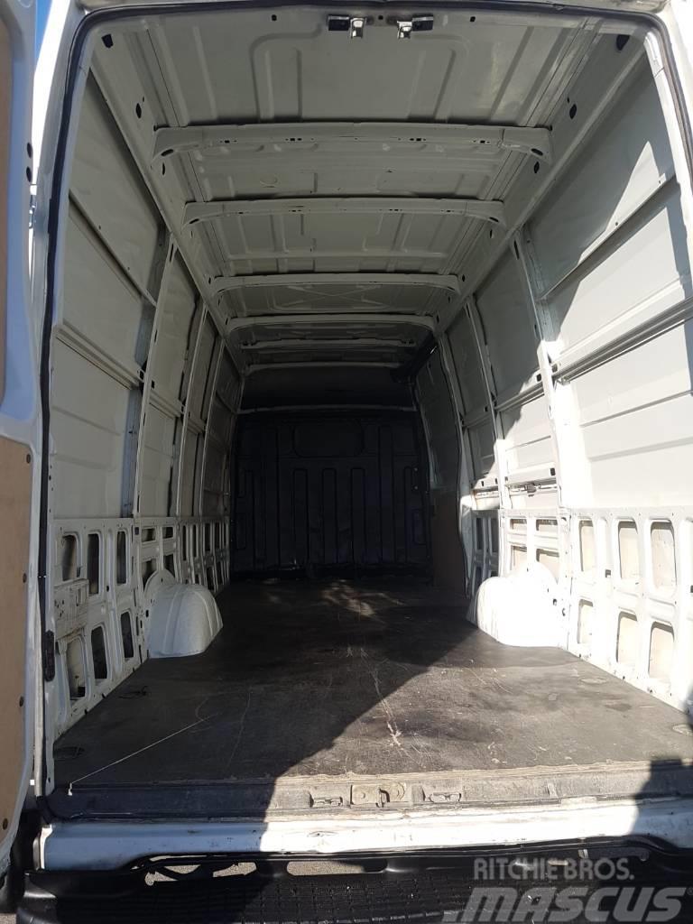 Iveco 35S16 Furgonetas cerradas