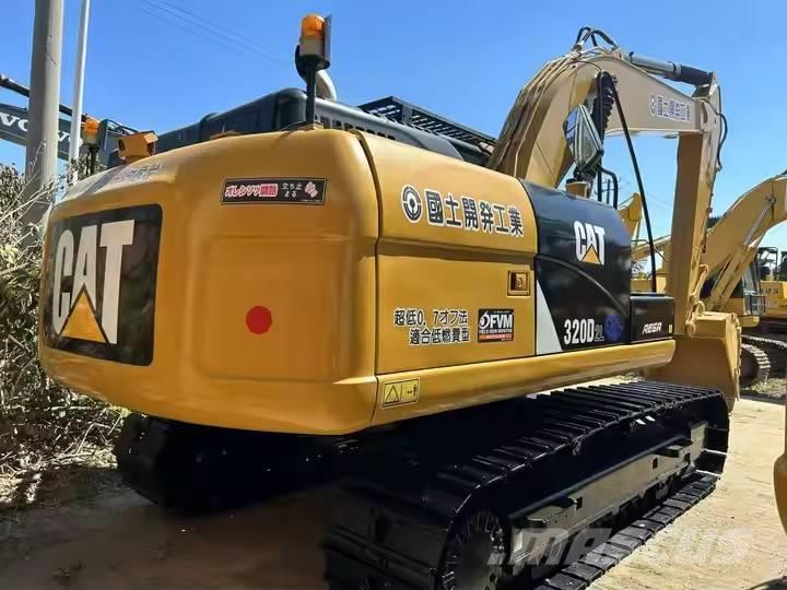 CAT CAT320D2L Excavadoras sobre orugas